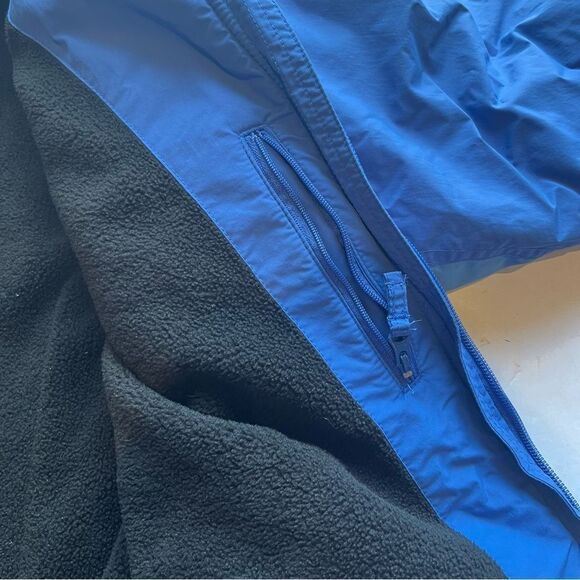 L.L. Bean Women's Winter Jacket Two Tone Blue Fleece Lined Misses Medium - Picture 8 of 9